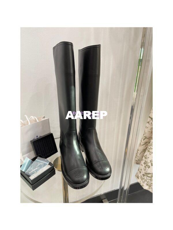 Replica Chanel High Boots in Black Calfskin G38174 3
