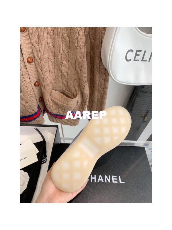Replica Chanel Quilted Sneakers Fabric & Suede Calfskin G38501 Brown Beige 11