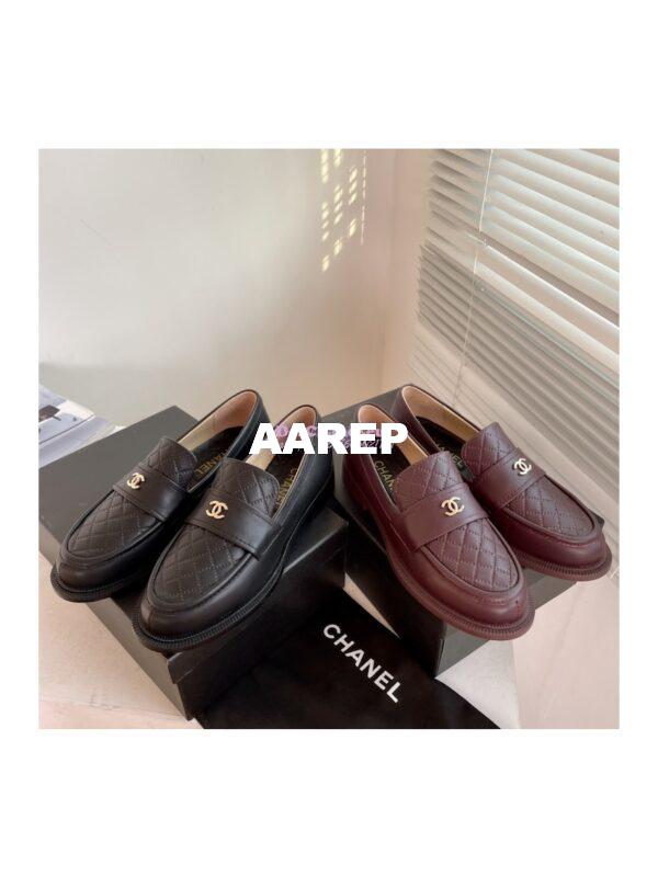 Replica Chanel Shiny Calfskin Loafer G38048 Black