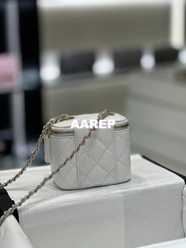 Replica Chanel New 23K Classic Chain Mini Vanity in Grained Calfskin Mirror AP1340 White 14