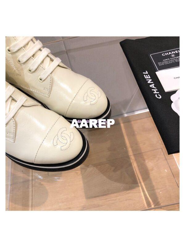 Replica Chanel Lace-Ups Shiny Crumpled Lambskin G36435 Ivory 7
