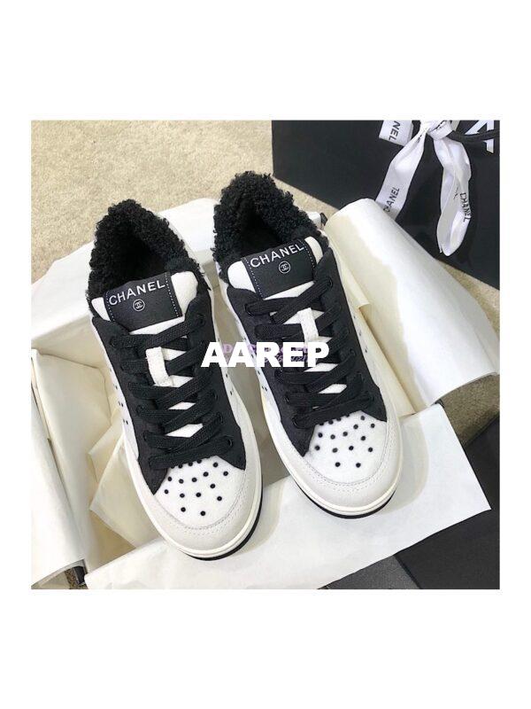 Replica Chanel Trainers Fabric & Suede Calfskin G38038 White