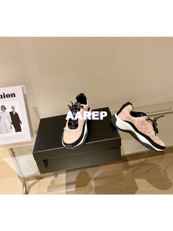 Replica Chanel Trainer Fabric & Suede Calfskin G38290 Beige