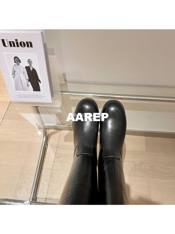 Replica Chanel High Boots G37985 in Calfskin Black 7