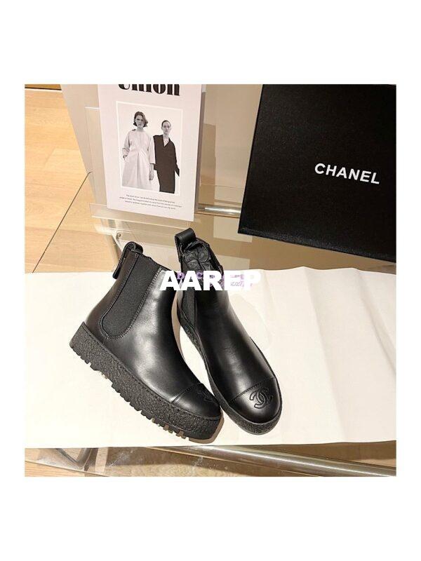Replica Chanel Ankle Boots G37927 in Calfskin Black 5