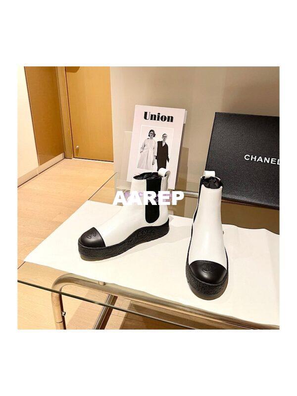 Replica Chanel Ankle Boots G37927 in Calfskin White 8