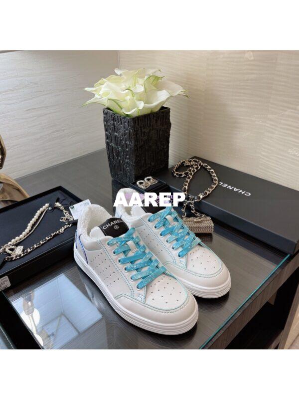 Replica Chanel Trainers Calfskin Sneakers G35934 Bi-Colour Blue 3