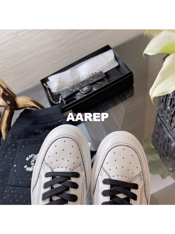 Replica Chanel Trainers Calfskin Sneakers G35934 Bi-Colour Black 5