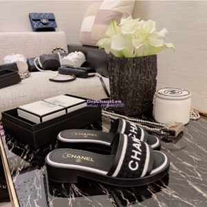 Replica Chanel Lambskin Mules Tweed Embroidery G36557 Black 2
