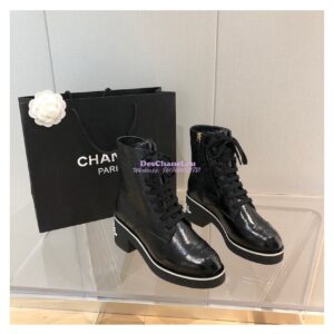Replica Chanel Lace-Ups Shiny Crumpled Lambskin G36435 2