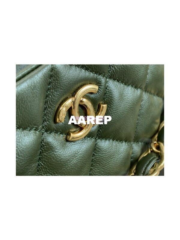 Replica Chanel Lambskin Hobo Handbag AS3562 Khaki 6