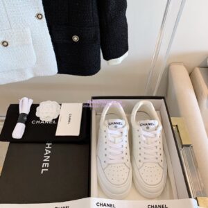 Replica Chanel Trainers Calfskin Sneakers white G36295 2