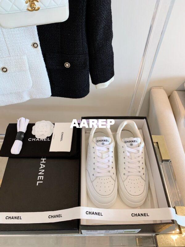 Replica Chanel Trainers Calfskin Sneakers white G36295 2
