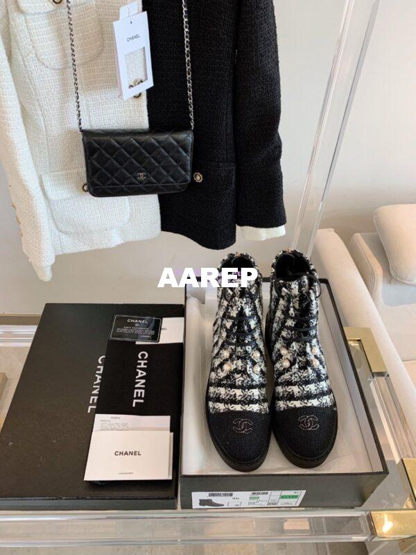Replica Chanel Tweed Pearls Ankle Boots G36141 White Black 2