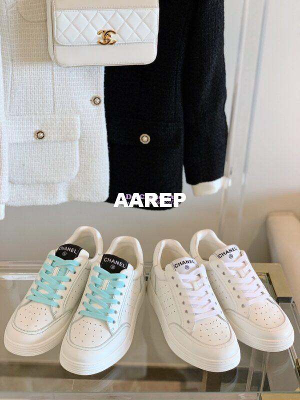 Replica Chanel Trainers Calfskin Sneakers whiteBlue G36295