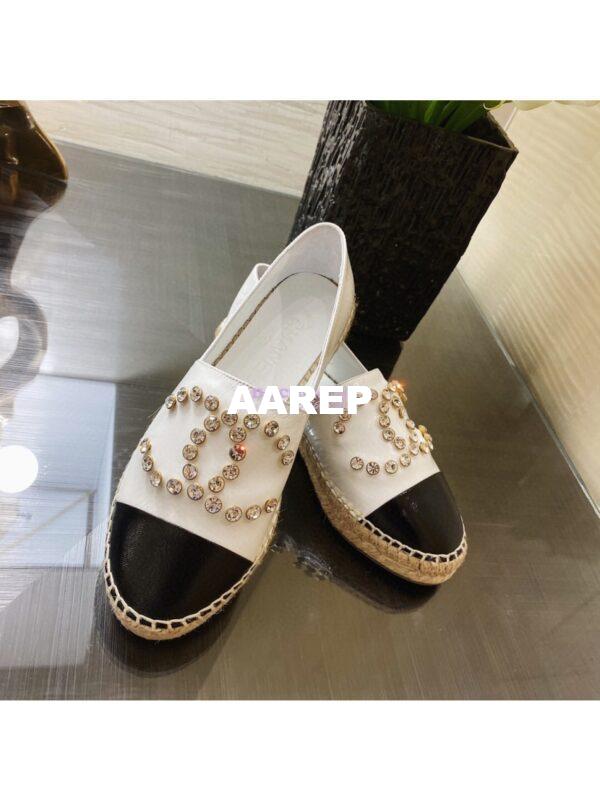 Replica Chanel Espadrilles G35602 with Rhinestones in Patent Lambskin White 3