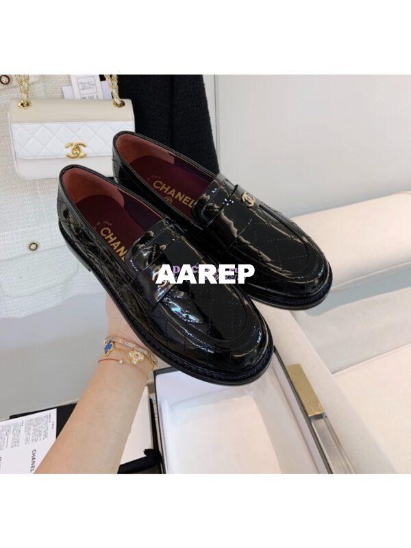 Replica Chanel New Loafers Patent Calfskin Black G36436 4