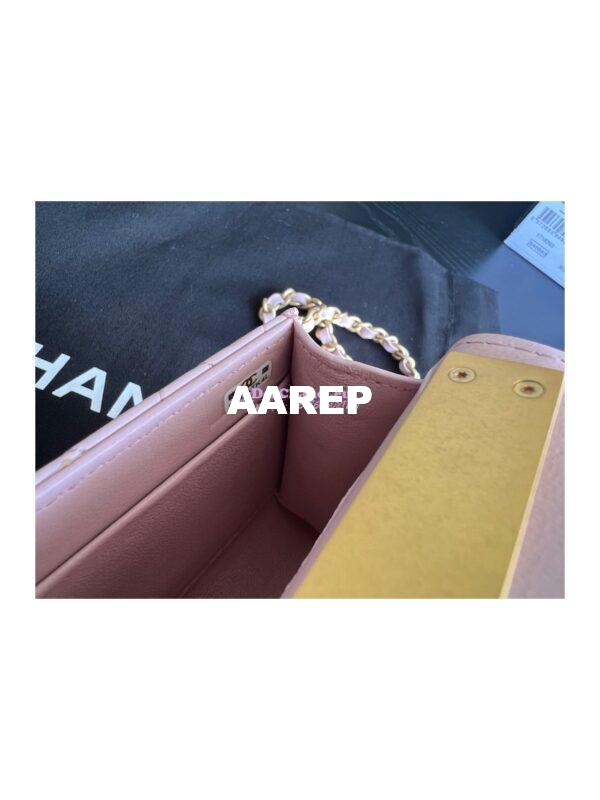 Replica Chanel Clutch With Chain in Lambskin with Enamel Handle AP2944 Light Pink 12