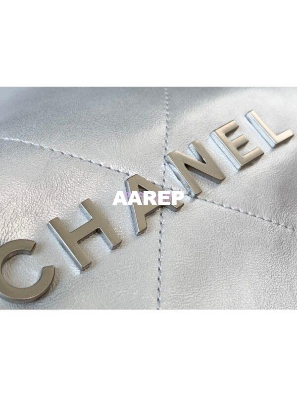 Replica Chanel 22 Handbag Shiny Metallic Calfskin & Silver Metal AS3260 AS3261 Silver 4