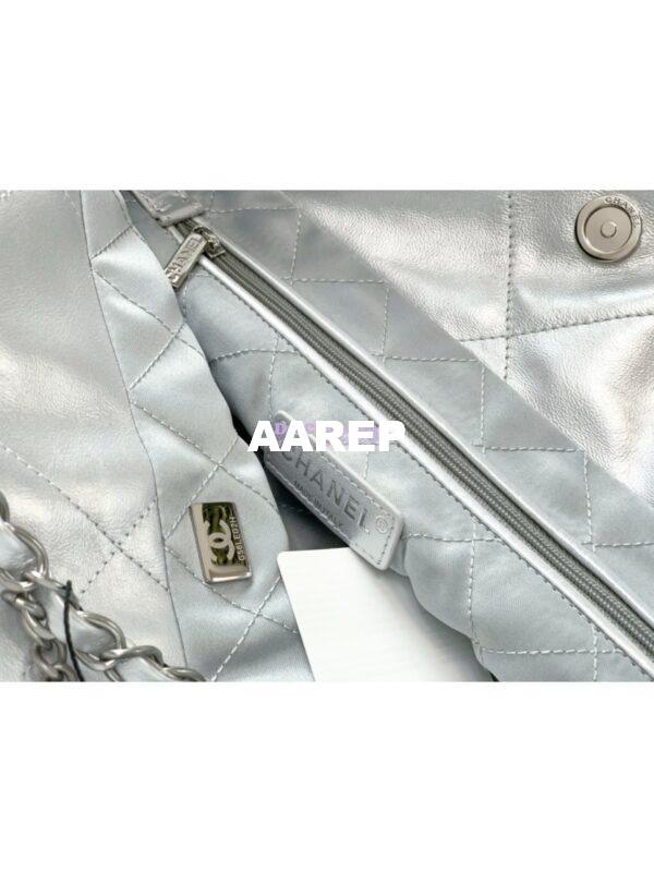 Replica Chanel 22 Handbag Shiny Metallic Calfskin & Silver Metal AS3260 AS3261 Silver 16