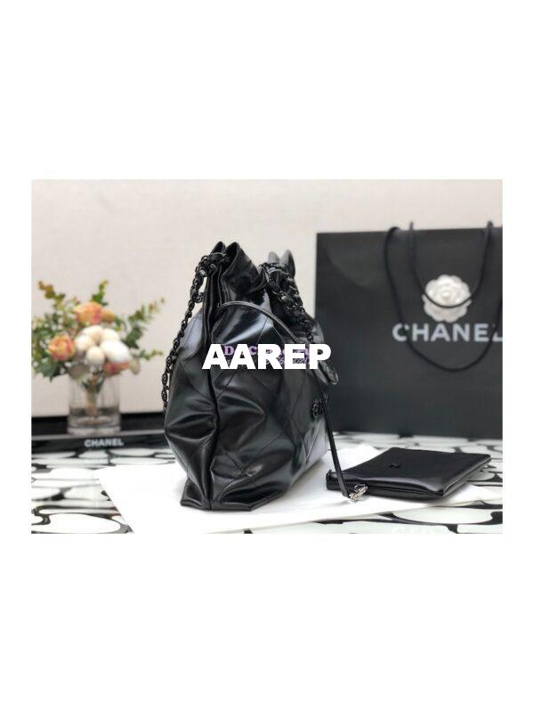 Replica Chanel 22 Handbag Shiny Calfskin & Black Metal AS3260 AS3261 All Black 4
