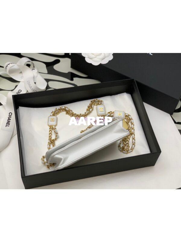 Replica Chanel Clutch With Chain AP2929 in Lambskin White (Limited Edition) 5