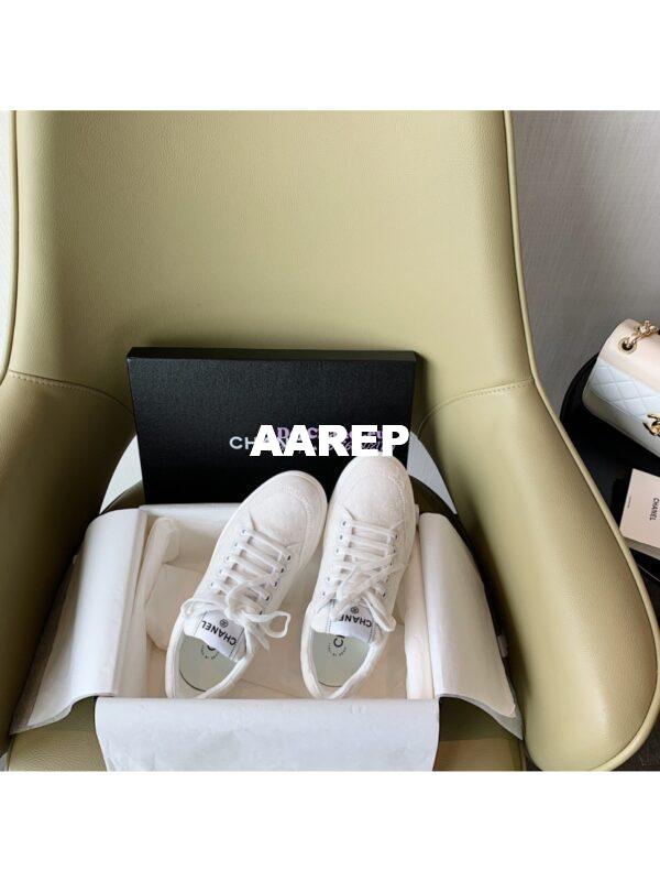 Replica Chanel Trainers Velvet Sneakers G36295 White 6