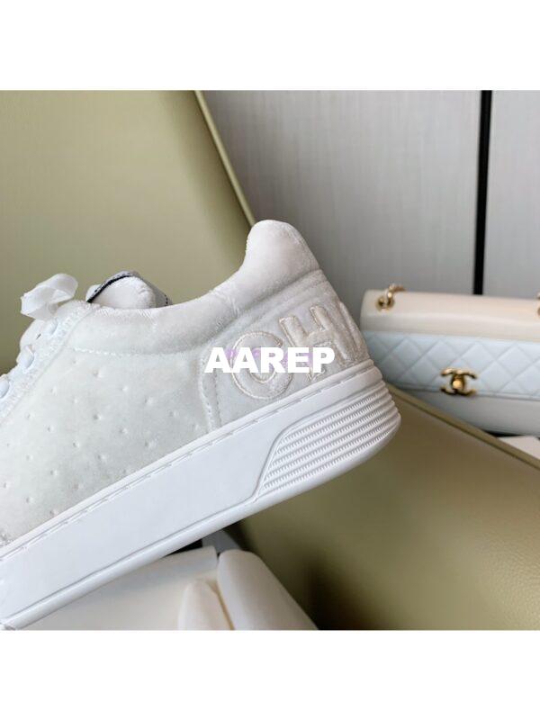 Replica Chanel Trainers Velvet Sneakers G36295 White 9