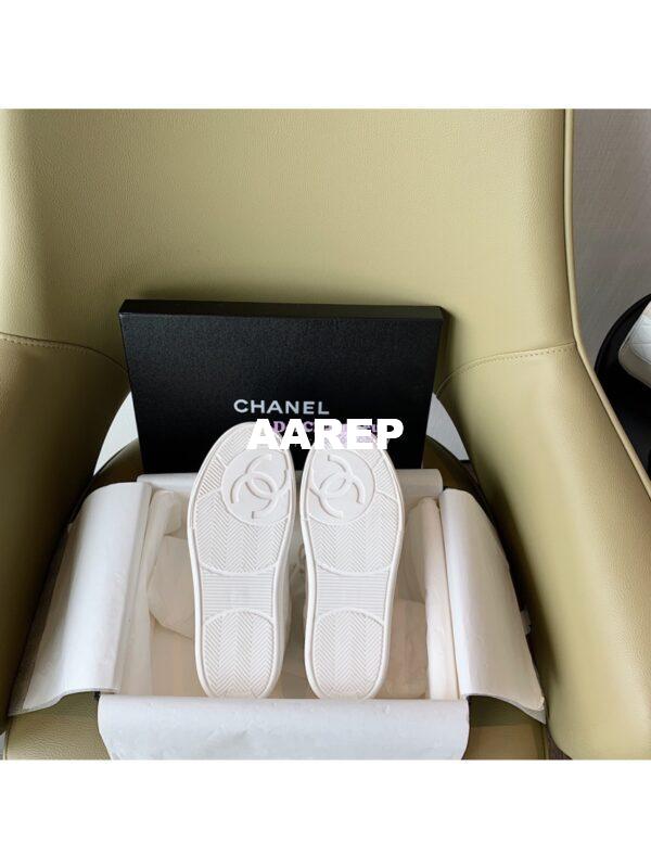 Replica Chanel Trainers Velvet Sneakers G36295 White 11