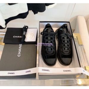 Replica Chanel Velvet Calfskin & Calfskin Sneakers G36299 Black 2