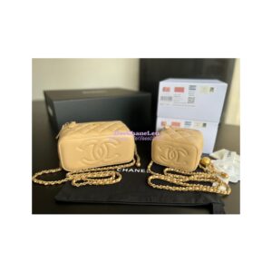 Replica Chanel New 22SS Mini Vanity With Charm Chain in Lambskin AP1447 Beige 2