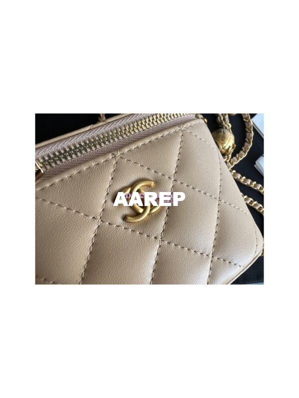 Replica Chanel New 22SS Mini Vanity With Charm Chain in Lambskin AP1447 Beige 9