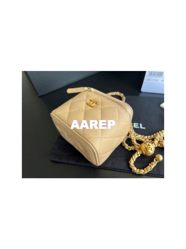 Replica Chanel New 22SS Mini Vanity With Charm Chain in Lambskin AP1447 Beige 11