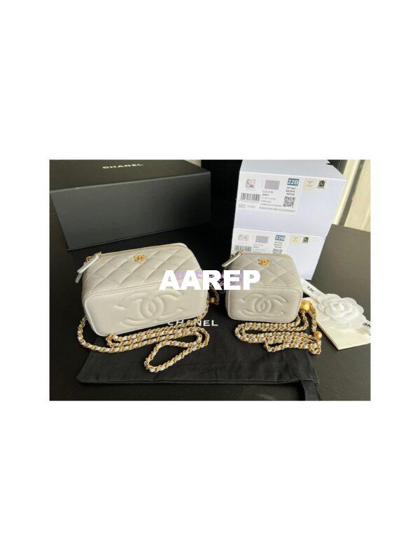 Replica Chanel New 22SS Mini Vanity With Charm Chain in Lambskin AP1447 Grey 4