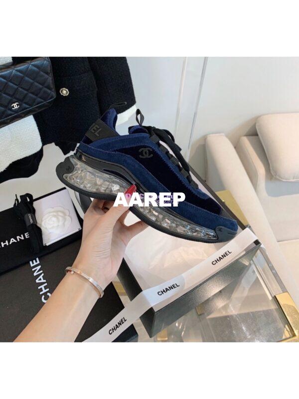 Replica Chanel Suede Calfskin & Velvet Sneakers G36299 Navy Blue 4