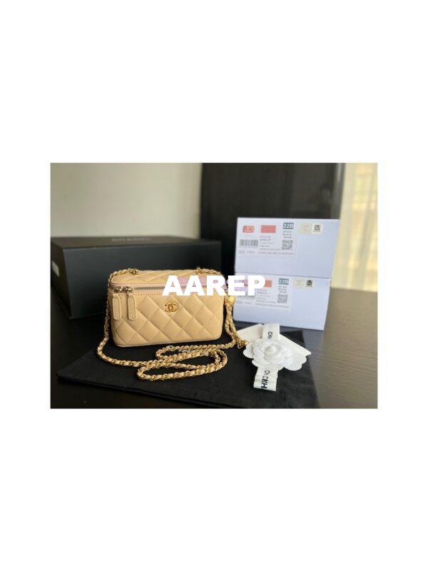 Replica Chanel New 22SS Clutch With Chain in Lambskin AP2303 Beige 3