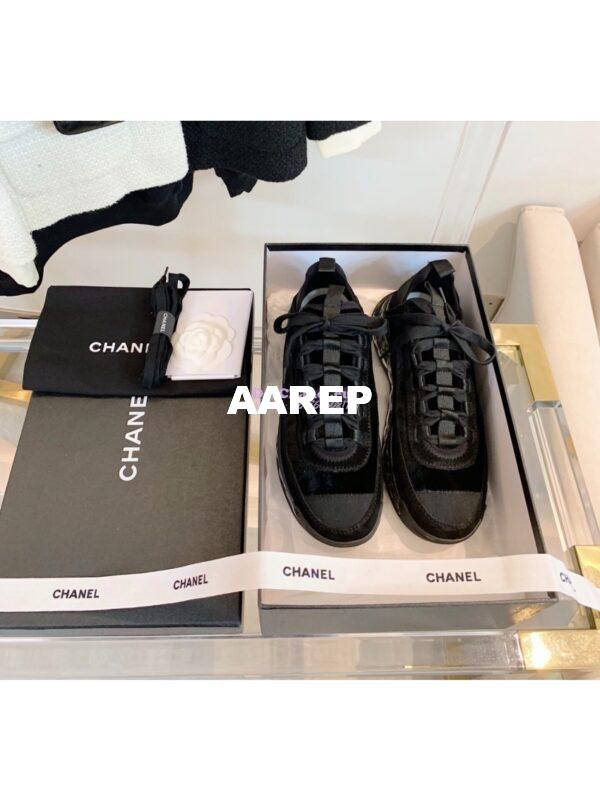 Replica Chanel Suede Calfskin & Velvet Sneakers G36299 Black