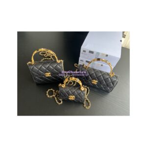 Replica Chanel Clutch With Chain in Lambskin with Enamel Handle AP2945 Black 2