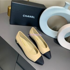 Replica Chanel 20s Ballerina Lambskin Flat G35800 Beige