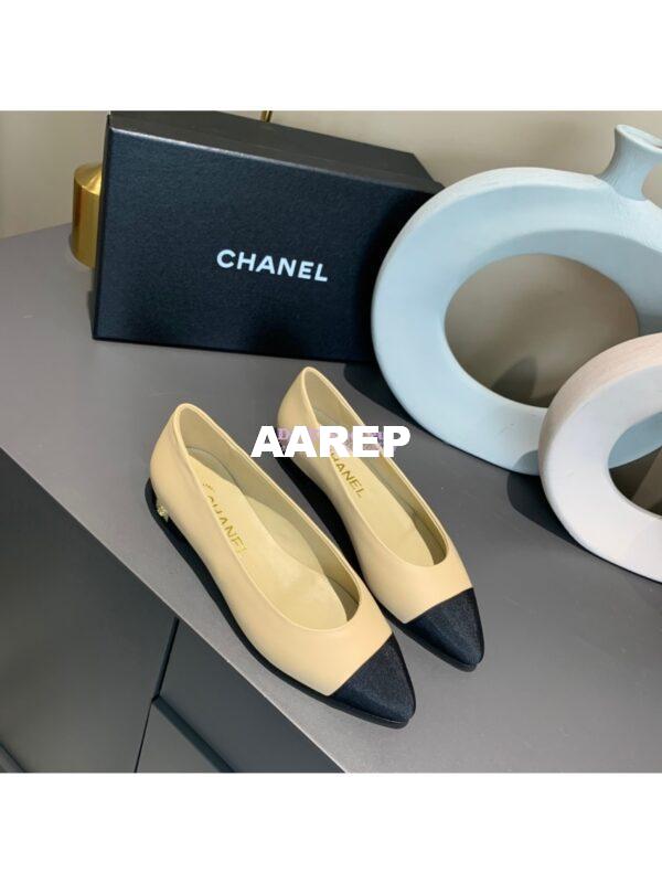 Replica Chanel 20s Ballerina Lambskin Flat G35800 Beige 3