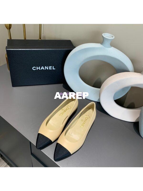 Replica Chanel 20s Ballerina Lambskin Flat G35800 Beige 4