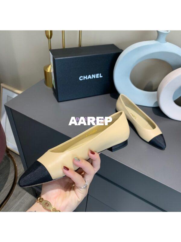 Replica Chanel 20s Ballerina Lambskin Flat G35800 Beige 7