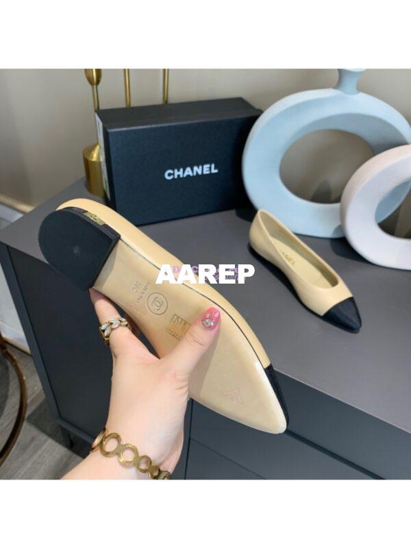 Replica Chanel 20s Ballerina Lambskin Flat G35800 Beige 10