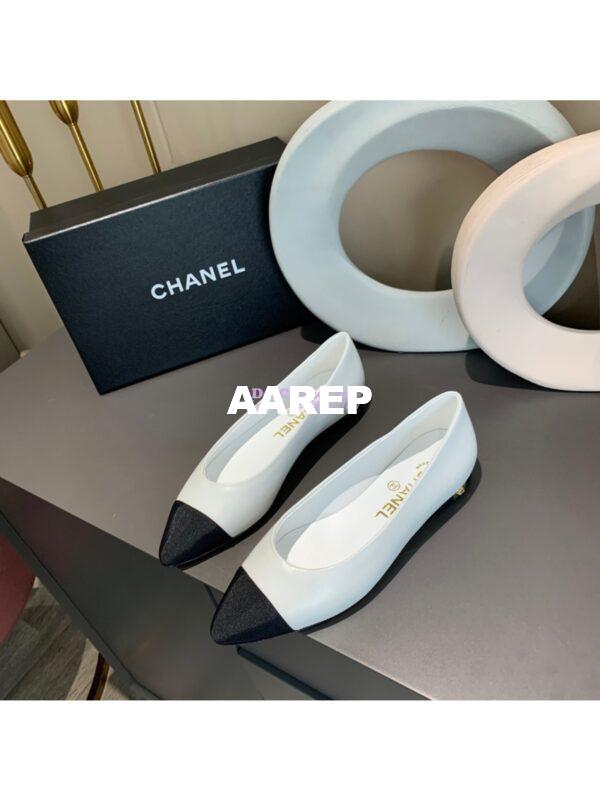 Replica Chanel 20s Ballerina Lambskin Flat G35800 White 4