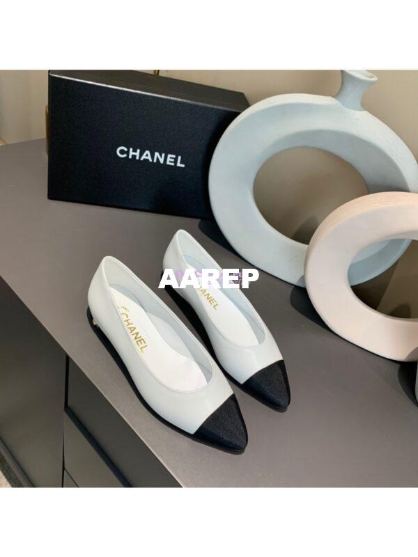 Replica Chanel 20s Ballerina Lambskin Flat G35800 White 6