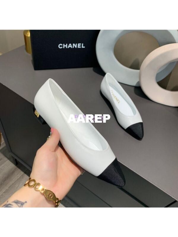 Replica Chanel 20s Ballerina Lambskin Flat G35800 White 7