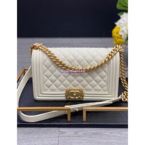Replica Chanel Medium Boy Handbag in Grained Calfskin with Matte Gold Hardware 67086 Chalk