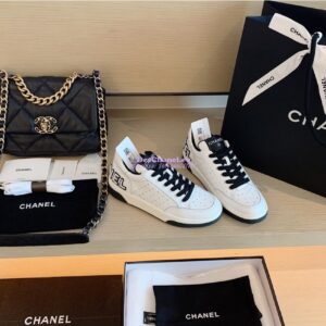 Replica Chanel Trainers Calfskin Sneakers G35934 Black 2
