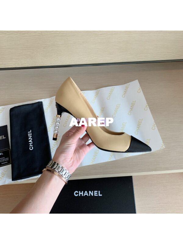 Replica Chanel Lambskin & Grossgrain G35535 Beige Black 7