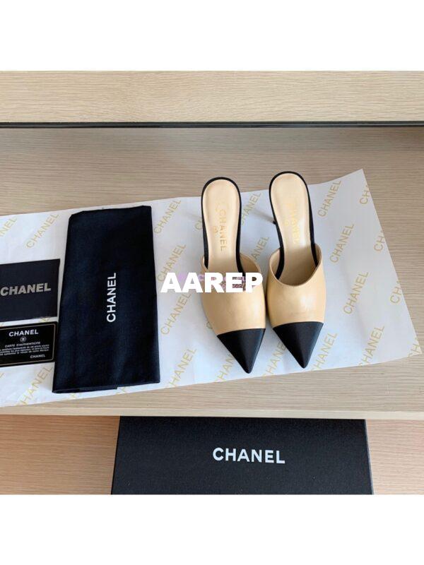 Replica Chanel Lambskin & Grosgrain G35540 Beige Black
